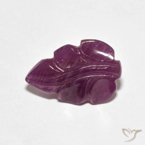 2.70克拉天然红宝石，花式切割，不透明