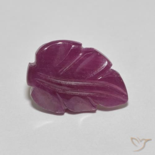 4.95克拉天然红宝石，花式切割，不透明