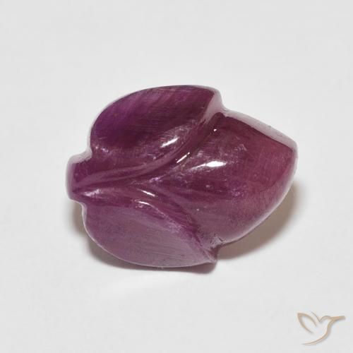 4.90克拉天然红宝石，花形切割，不透明