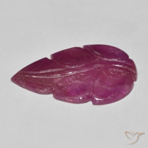 4.63克拉天然红宝石，花式切割，不透明