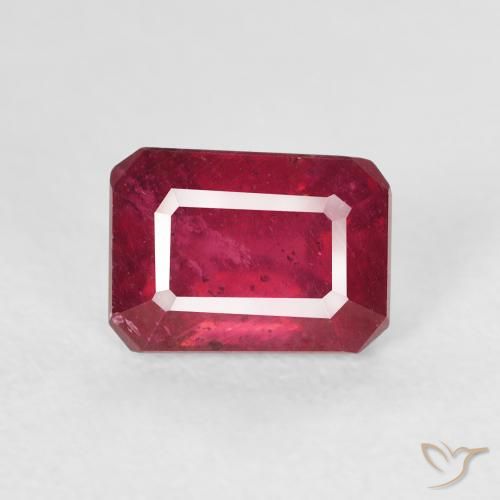 1.86ct 天然 深红色 红宝石, 祖母绿式切割, VS
