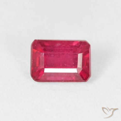 1.05ct 天然 深红色 红宝石, 祖母绿式切割, VS