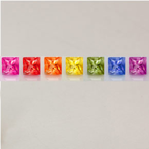 天然多色蓝宝石，方形，2.7×2.7毫米，VVS-VS