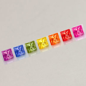 天然多色蓝宝石，方形，2.7×2.7毫米，VVS-VS
