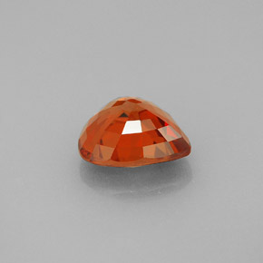 2.12克拉天然橙色蓝宝石，梨形，8.2×7.7毫米，VVS-VS