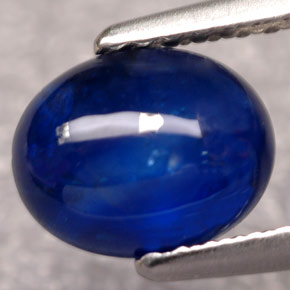 1.83克拉天然蓝宝石，透明，7.8×6.1毫米，透明/半透明