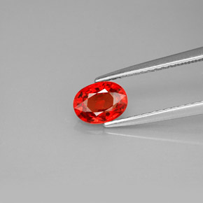 0.99克拉天然橙色蓝宝石，椭圆形切割，6.6×4.9毫米，VVS-VS