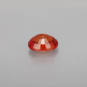 1.00克拉天然橙色蓝宝石，椭圆形切割，6.4×4.9毫米，VS-SI