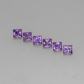 天然紫罗兰色蓝宝石，方形，3.1×3毫米，VVS-VS