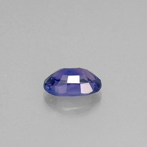 0.60克拉天然紫罗兰色蓝宝石，椭圆形切割，6×4.1毫米，VVS-VS