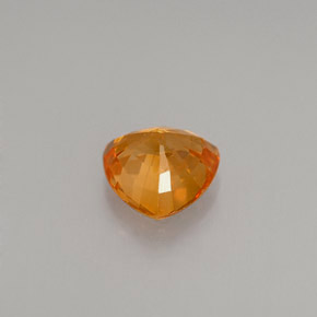 1.11克拉天然橙色蓝宝石，三角形，6.2×6.2毫米，VS