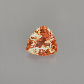 0.86克拉天然橙色蓝宝石，三角形，6×5.8毫米，VVS-VS