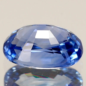 0.79克拉天然蓝宝石，椭圆形切割，6.4×4.4毫米，VVS-VS