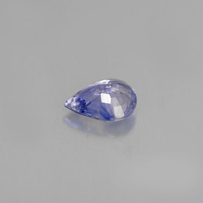 0.60克拉天然蓝宝石，梨形，6.1×4.9毫米，VVS