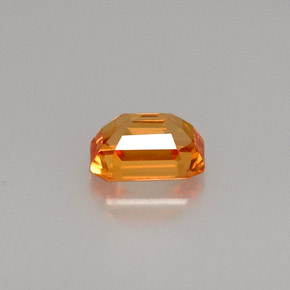 0.83克拉天然黄色蓝宝石，祖母绿式切割，6×4.2毫米，VS