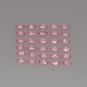 天然粉色蓝宝石，马眼形，4.1×2.1毫米，VVS