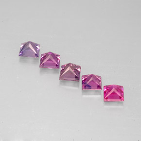 天然多色蓝宝石，方形，3.1×3毫米，VVS-VS