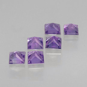 天然紫罗兰色蓝宝石，方形，3.5×3.5毫米，VVS-VS
