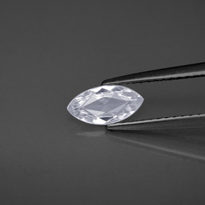 0.53克拉天然白色蓝宝石，马眼形，8×4毫米，VVS