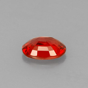 0.60克拉天然橙色蓝宝石，椭圆形切割，6.1×4.3毫米，VS