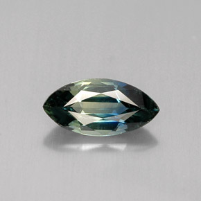 0.82克拉天然绿色蓝宝石，马眼形，8.5×4.2毫米，VVS