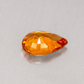 0.83克拉天然橙色蓝宝石，梨形，7.1×5毫米，IF
