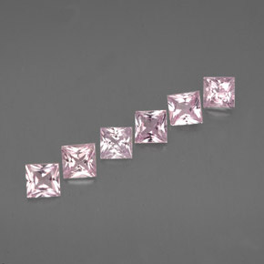 天然粉色蓝宝石，方形，3.2×3.1毫米，VVS-VS