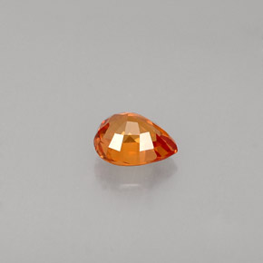 0.61克拉天然橙色蓝宝石，梨形，5.5×4.6毫米，VVS