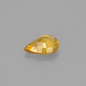 0.54克拉天然黄色蓝宝石，梨形，6.1×4.7毫米，VVS