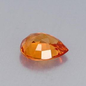 0.69克拉天然橙色蓝宝石，梨形，6.1×5毫米，VVS-VS