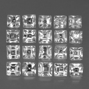 天然白色蓝宝石，方形，2.5×2.5毫米，VVS-VS