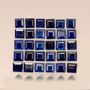 天然蓝宝石，方形，2×2毫米，VVS-VS
