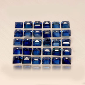 天然蓝宝石，方形，2×2毫米，VVS-VS