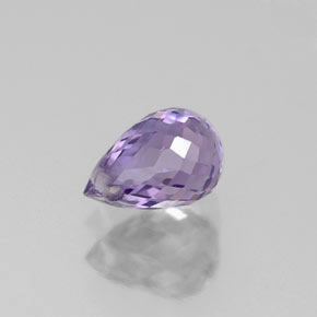 0.81克拉天然紫罗兰色蓝宝石，水滴珠形切工，5.8×4.1毫米，VS