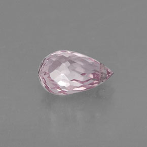 0.69克拉天然粉色蓝宝石，水滴珠形切工，6.2×3.8毫米，VS-SI
