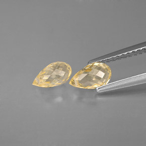 天然黄色蓝宝石，水滴珠形切工，6.5×3.9毫米，VVS