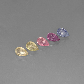 天然多色蓝宝石，水滴珠形切工，5.4×3.3毫米，VVS-VS