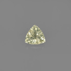 0.68克拉天然绿色蓝宝石，三角形，5.5×5.5毫米，VVS-VS