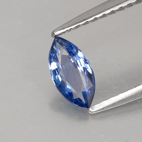 0.52克拉天然蓝宝石，马眼形，7.1×3.7毫米，VVS-VS