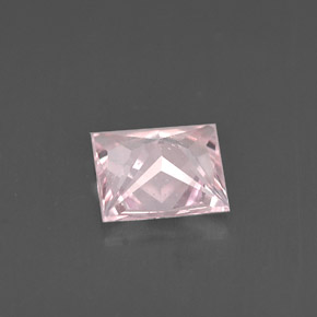 1.00克拉天然粉色蓝宝石，方形，6×5.9毫米，VS