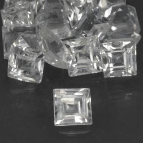 1.69天然白色蓝宝石，方形，2.3×2.3毫米，VVS-VS