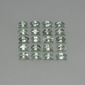 4.39天然绿色蓝宝石，马眼形，5×2.7毫米，VS
