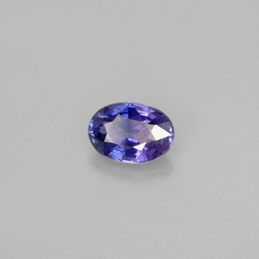 0.59克拉天然紫罗兰色蓝宝石，椭圆形切割，5.8×4.1毫米，VS