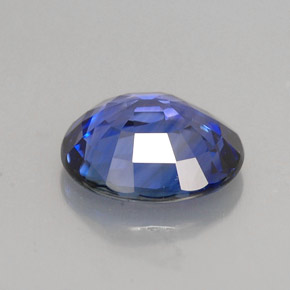 2.79克拉天然蓝宝石，椭圆形切割，9.5×8.1毫米，IF