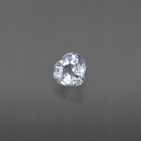 0.32克拉天然蓝宝石，心形，4.2×4.1毫米，VS-SI
