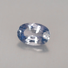 0.56克拉天然蓝宝石，椭圆形切割，6.1×4.1毫米，VVS-VS