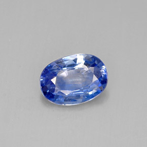 0.82克拉天然蓝宝石，椭圆形切割，6.8×4.9毫米，VVS-VS