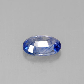 0.82克拉天然蓝宝石，椭圆形切割，6.8×4.9毫米，VVS-VS
