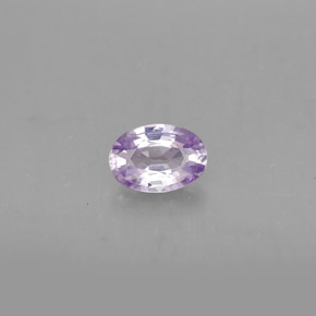 0.53克拉天然紫罗兰色蓝宝石，椭圆形切割，5.9×4.1毫米，VVS-VS