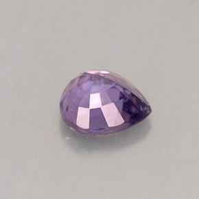 0.53克拉天然紫罗兰色蓝宝石，梨形，5×4.9毫米，VS